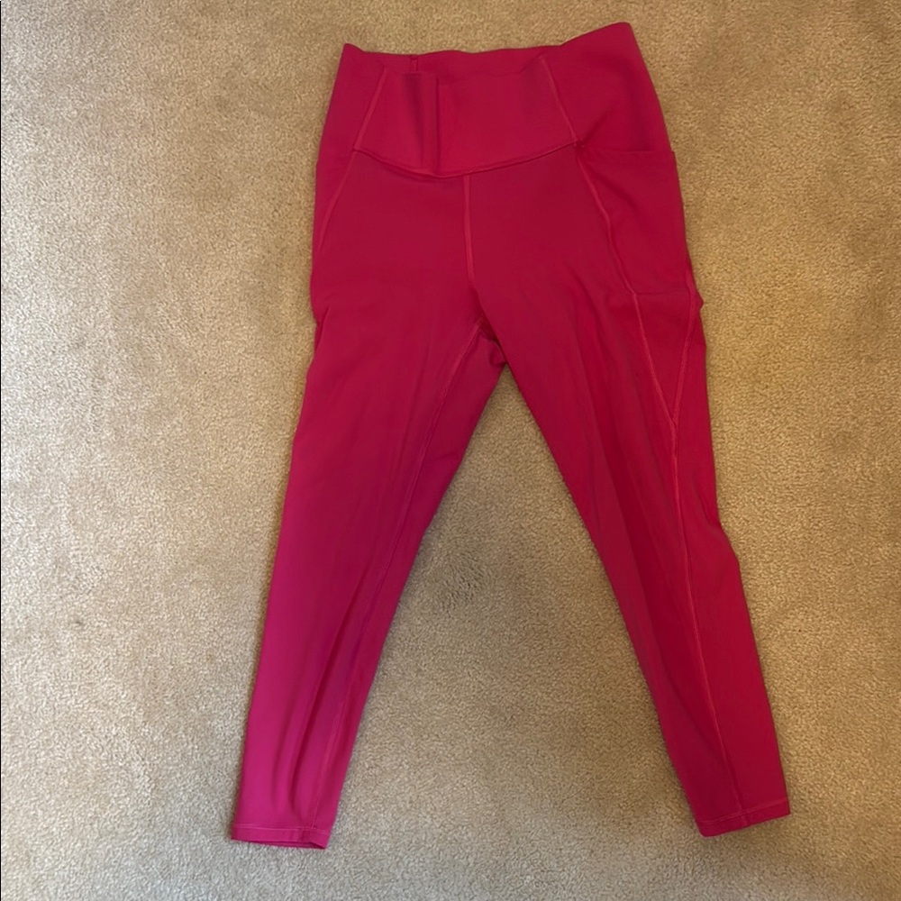 High-Waist Active Leggings in Fuchsia Pink